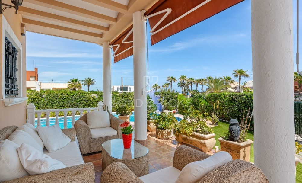 Sale · Villa · Torrevieja · La Mata