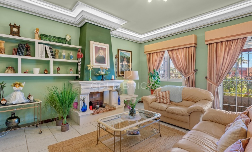 Sale · Villa · Torrevieja · La Mata