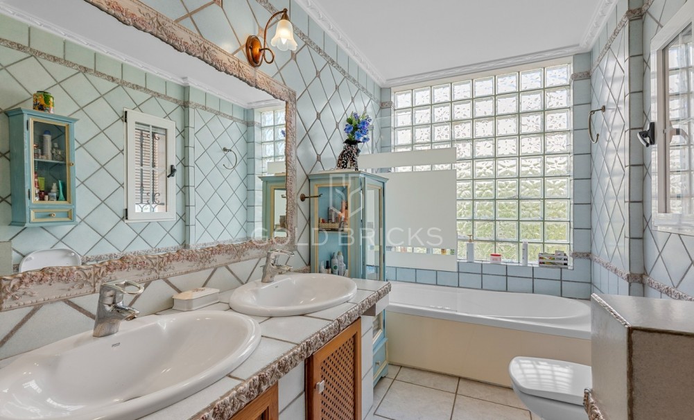 Sale · Villa · Torrevieja · La Mata