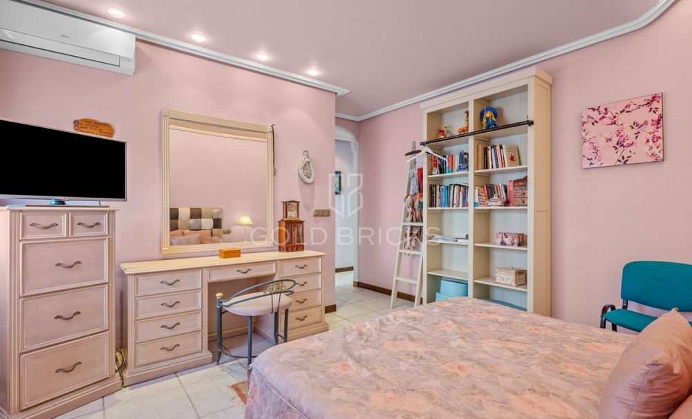 Sale · Villa · Torrevieja · La Mata