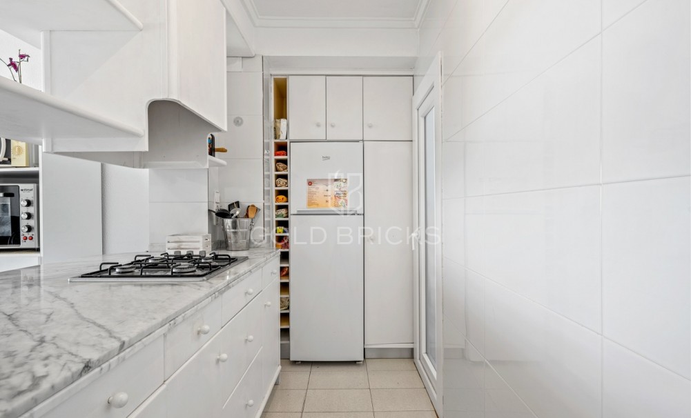 Resale · Apartment · Santa Pola