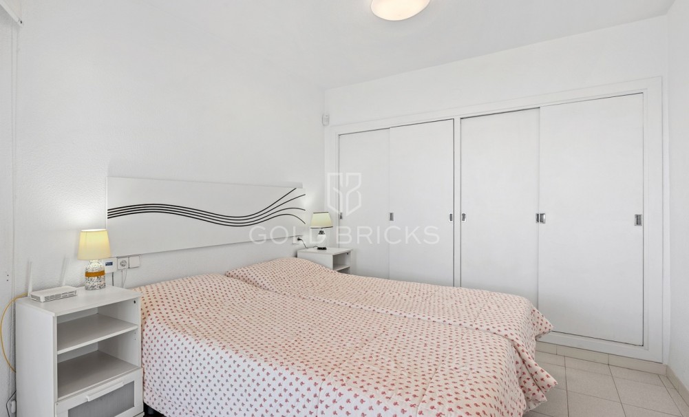 Resale · Apartment · Santa Pola