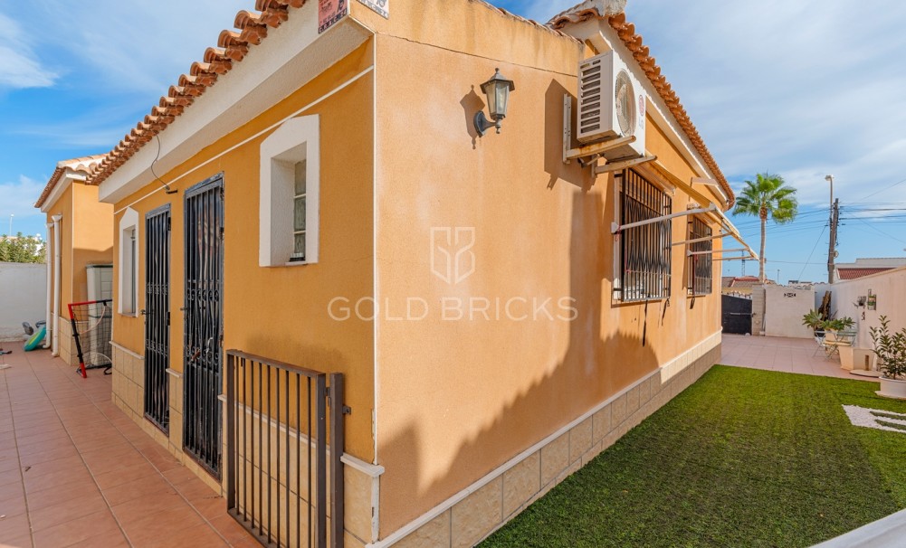Återförsäljning · Villa · Ciudad Quesada - Rojales