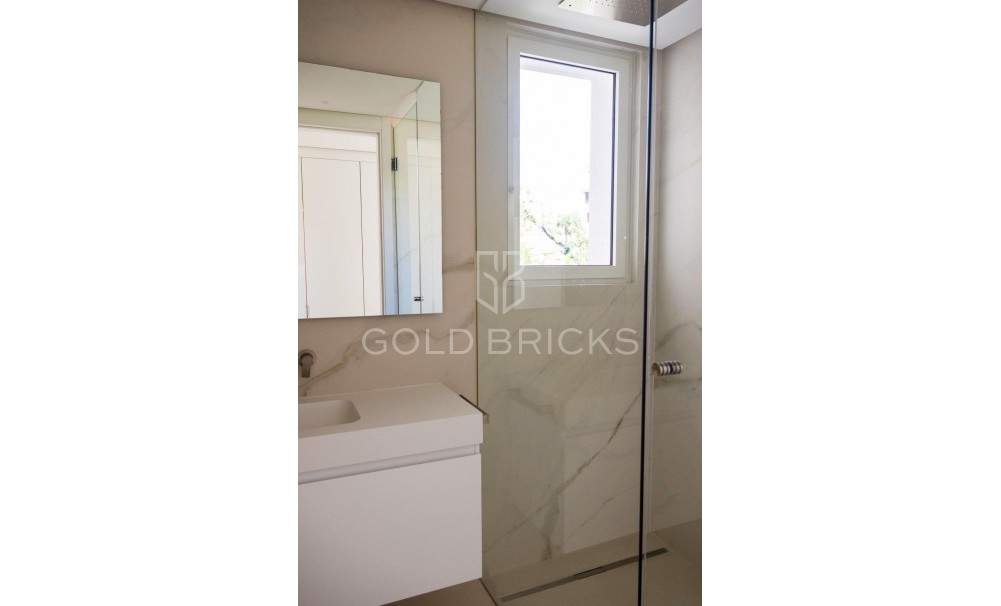 New Build · Apartment · Ojen · El Soto De Marbella