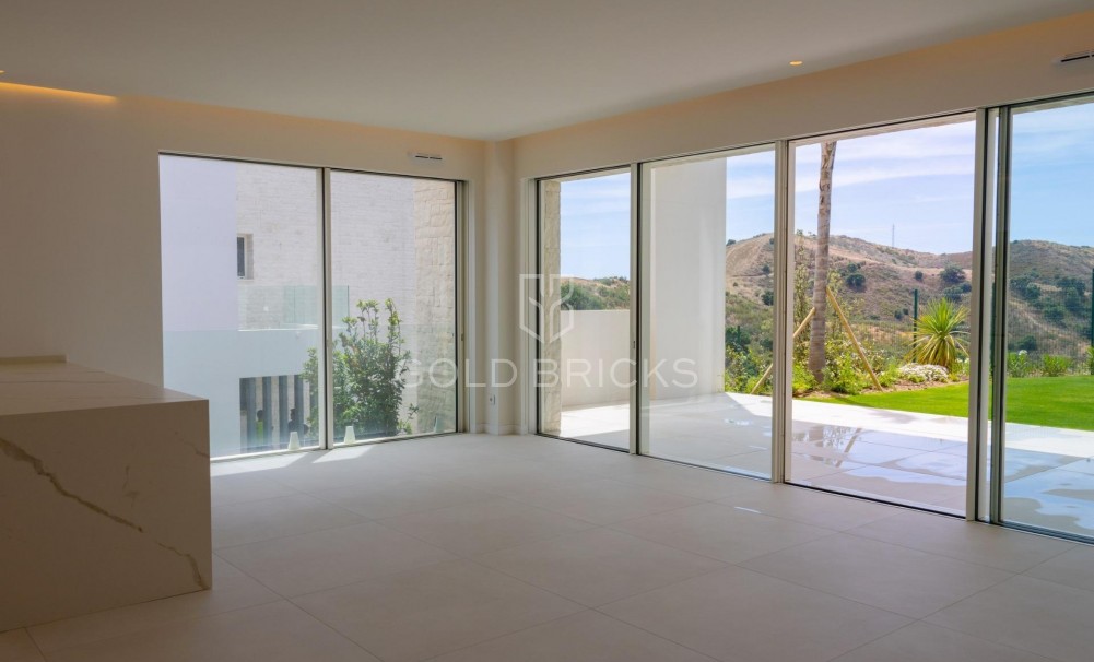 New Build · Apartment · Ojen · El Soto De Marbella