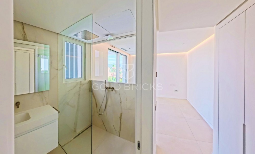 New Build · Apartment · Ojen · El Soto De Marbella