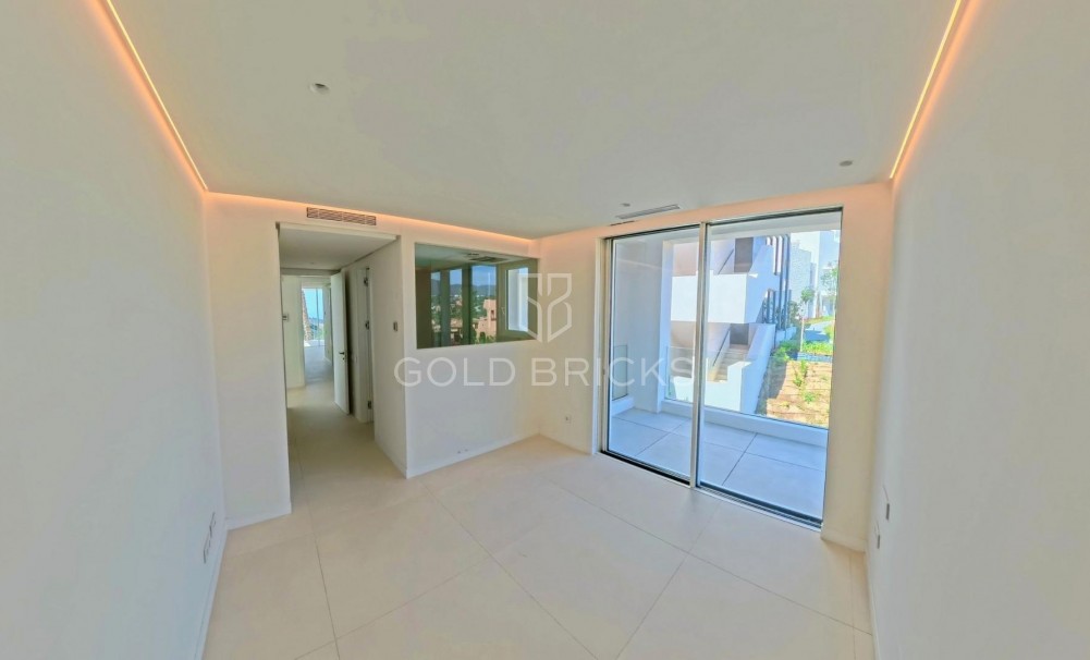 New Build · Apartment · Ojen · El Soto De Marbella