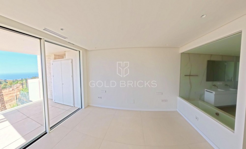 New Build · Apartment · Ojen · El Soto De Marbella