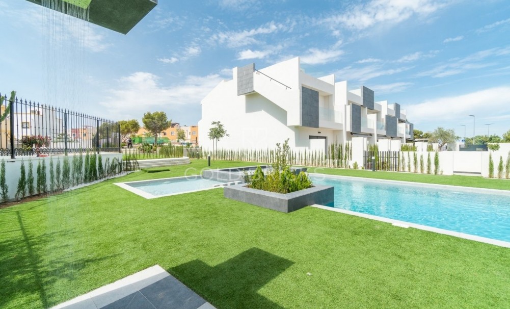 New Build · Bungalow · Torrevieja · Los balcones