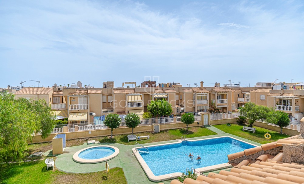 Revente · Apartment · Torrevieja