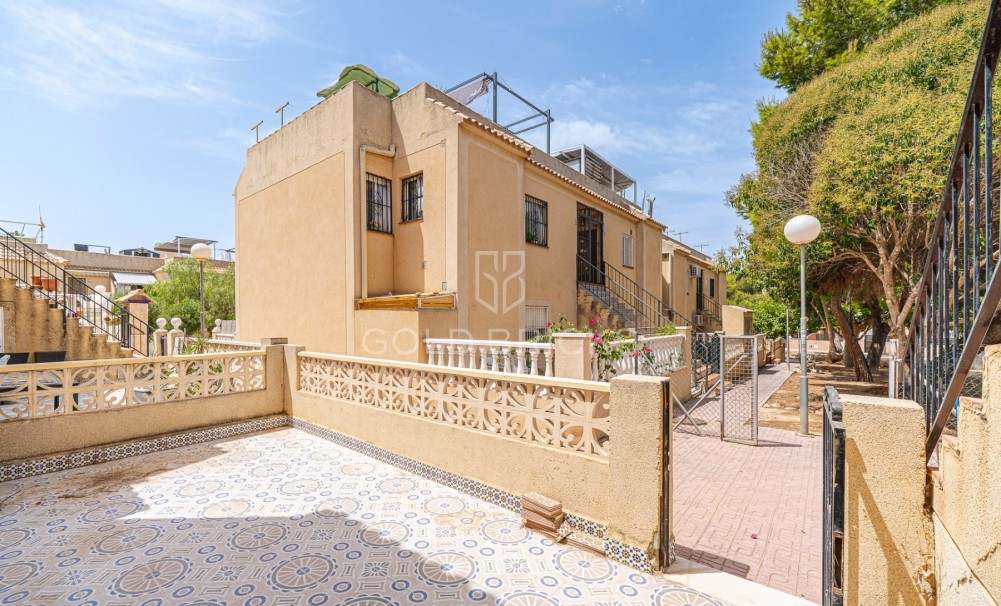 Revente · Apartment · Torrevieja