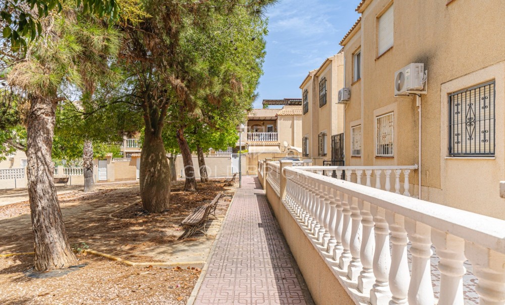 Revente · Apartment · Torrevieja
