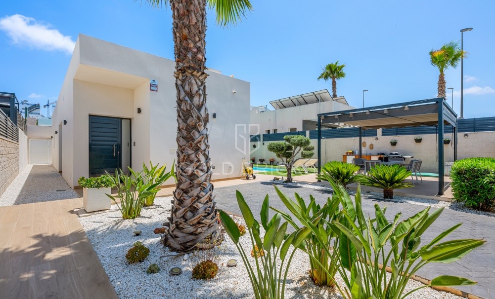 Återförsäljning · Villa · Benijofar