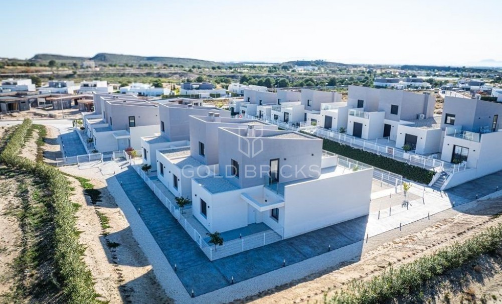Nowa konstrukcja · Dom Miejski · BAÑOS Y MENDIGO · Altaona Golf