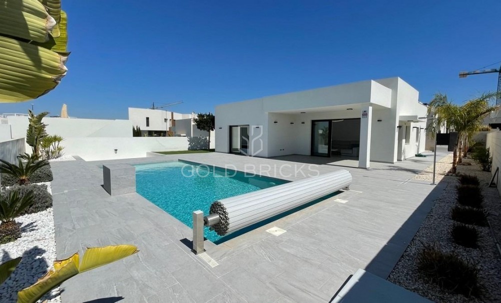 New Build · Villa · Rafal · polideportivo