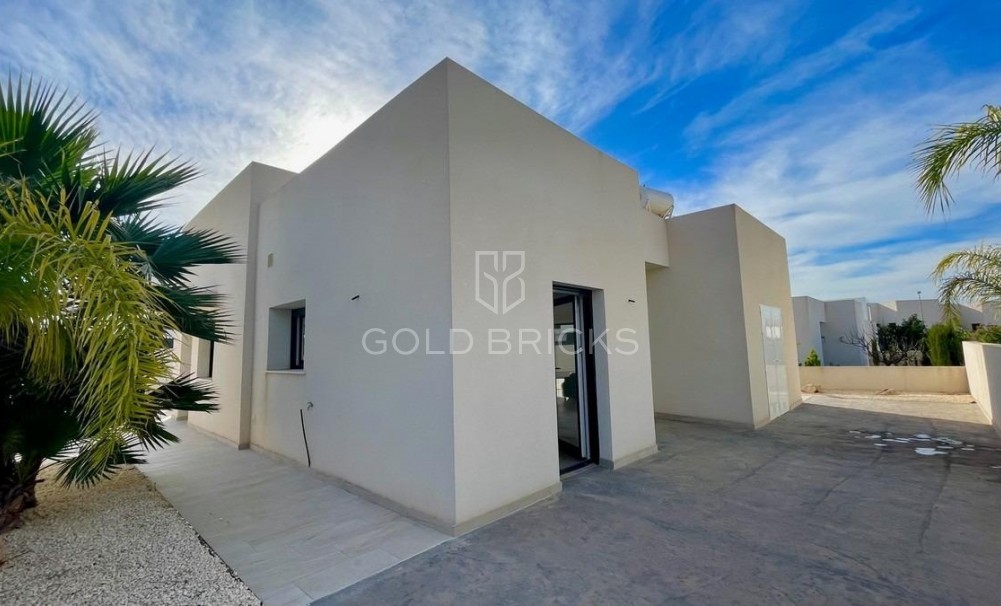 New Build · Villa · Rafal · polideportivo