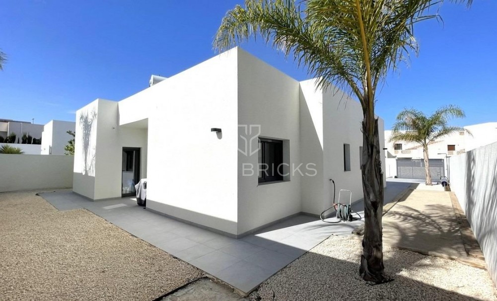 New Build · Villa · Rafal · polideportivo