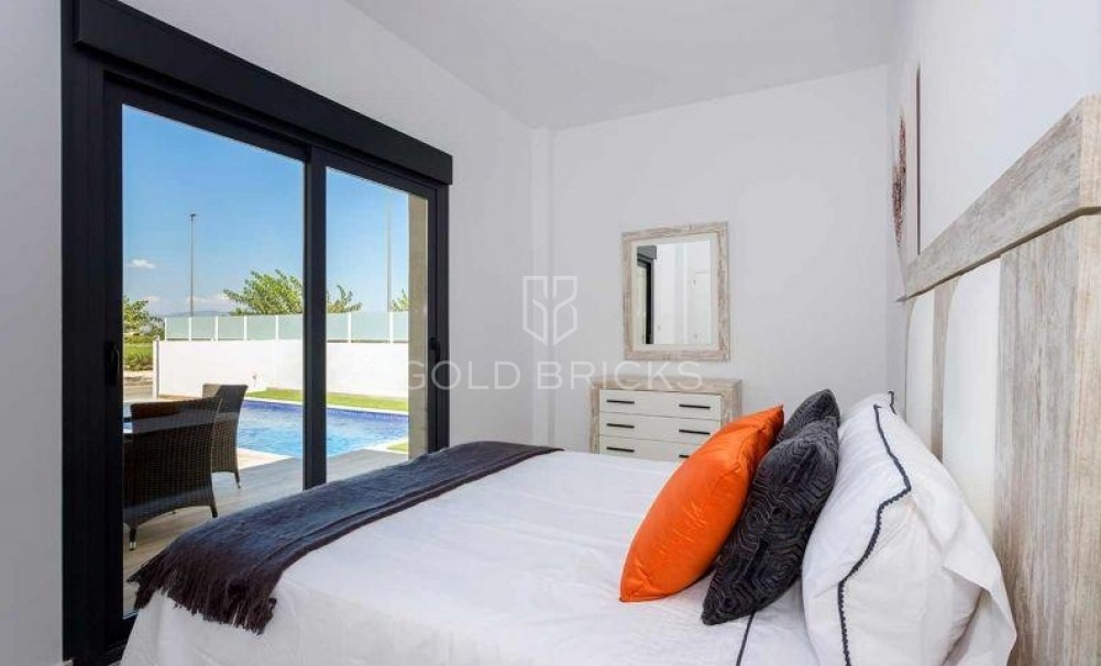New Build · Quad House · Daya Nueva · CENTRO