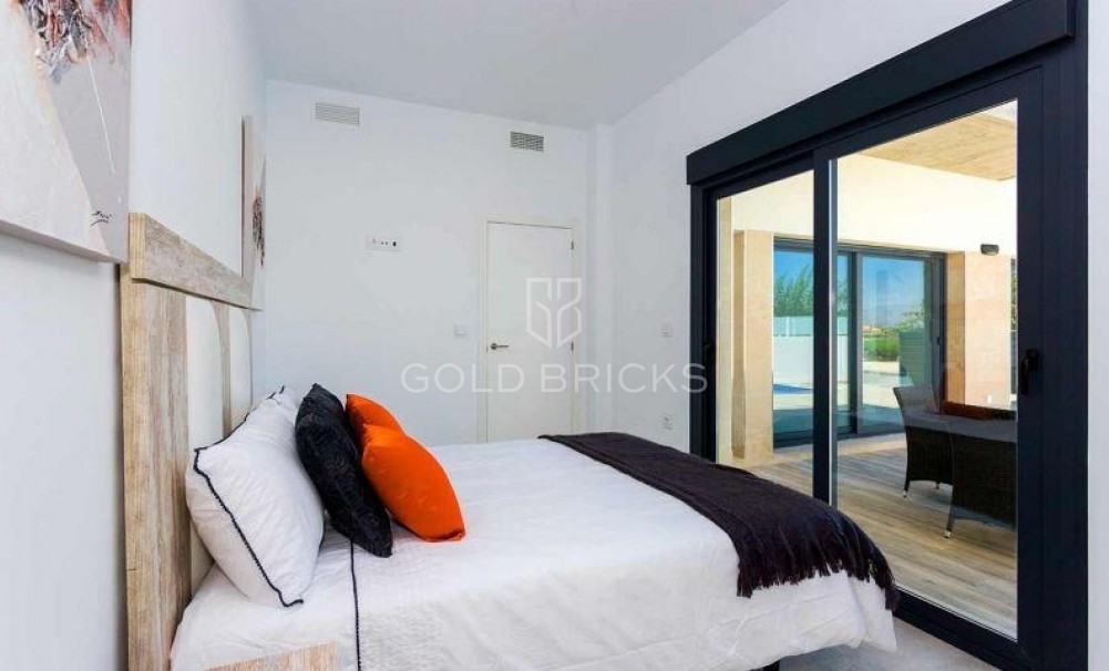 New Build · Quad House · Daya Nueva · CENTRO