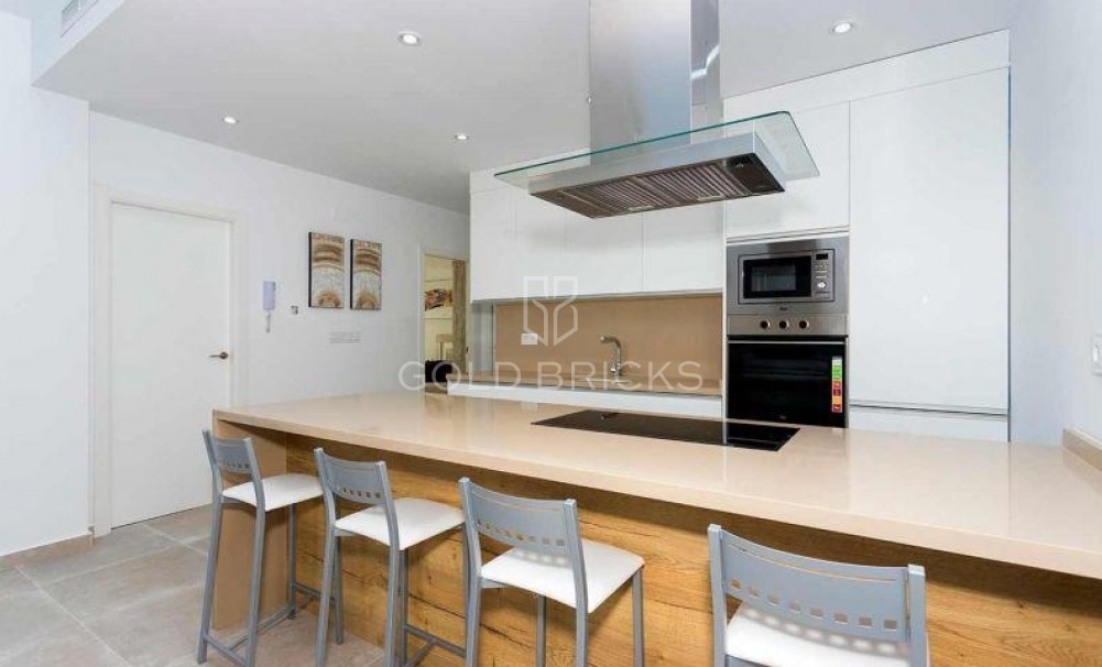 New Build · Quad House · Daya Nueva · CENTRO