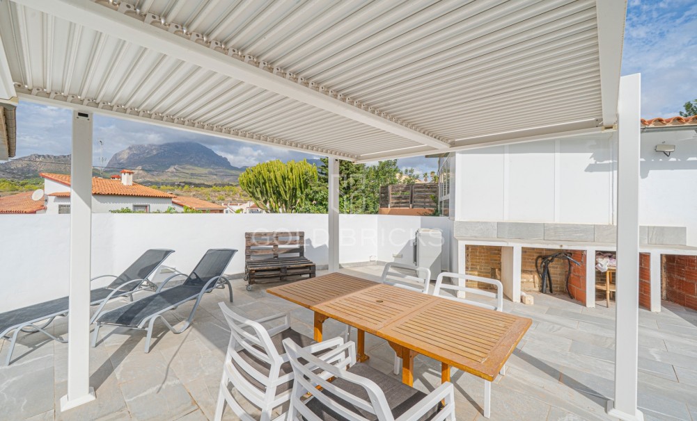 Sale · Villa · La Nucía · Panorama