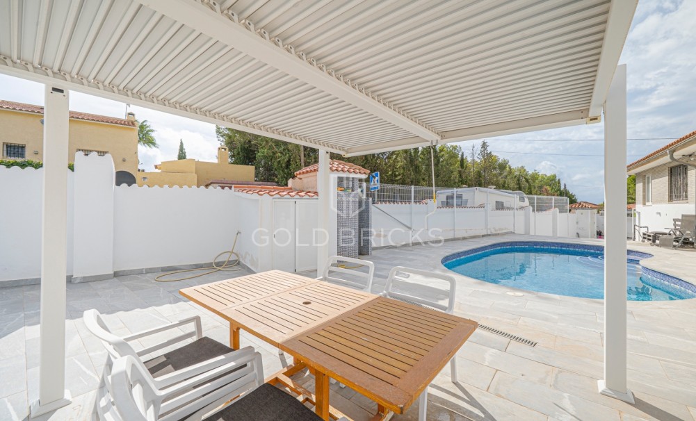 Sale · Villa · La Nucía · Panorama