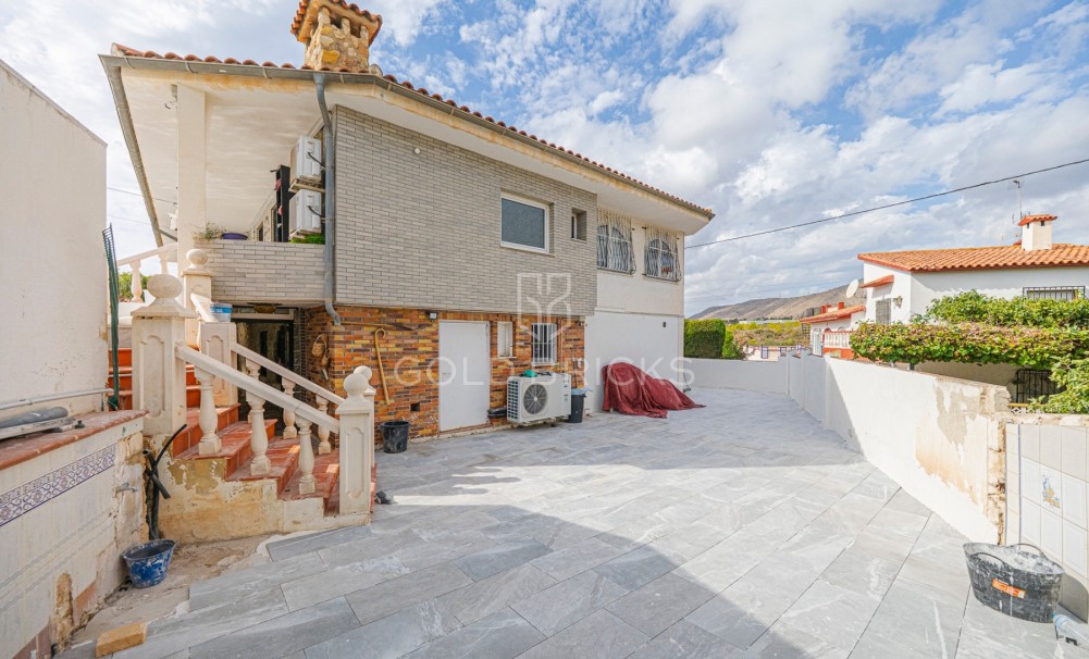 Sale · Villa · La Nucía · Panorama