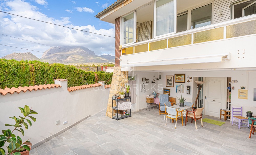 Sale · Villa · La Nucía · Panorama
