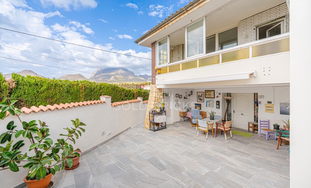 Sale · Villa · La Nucía · Panorama