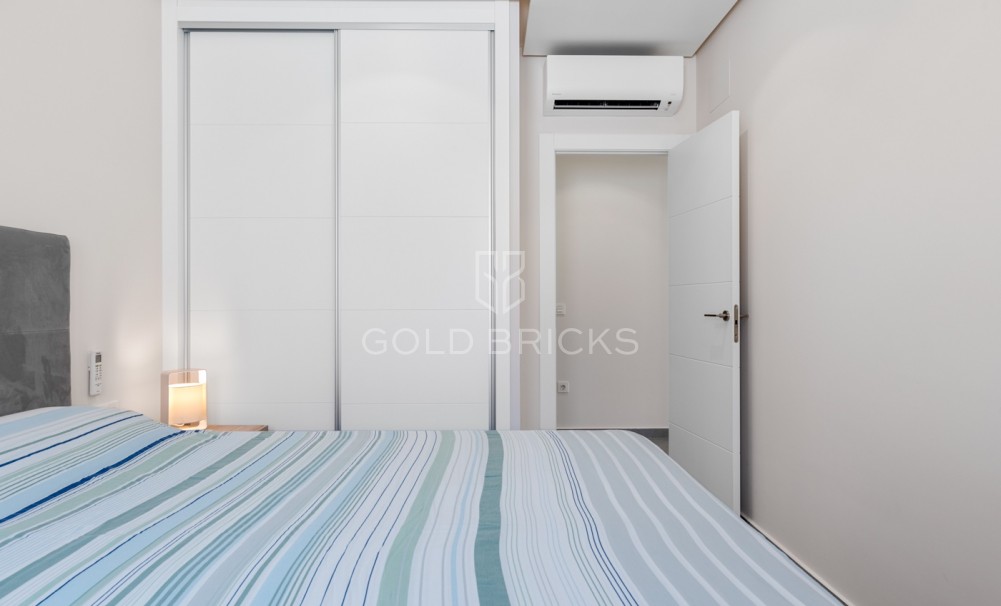 Wederverkoop · Villa · Benijofar