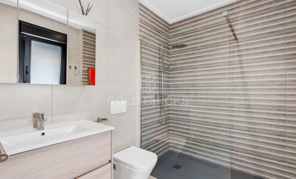 Wederverkoop · Villa · Benijofar