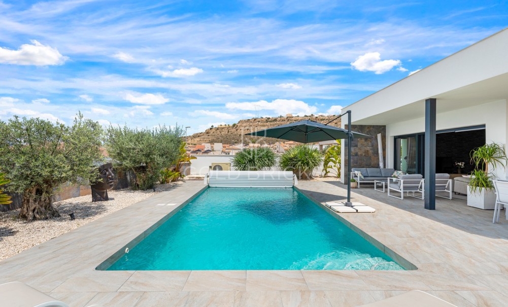 Wederverkoop · Villa · Benijofar