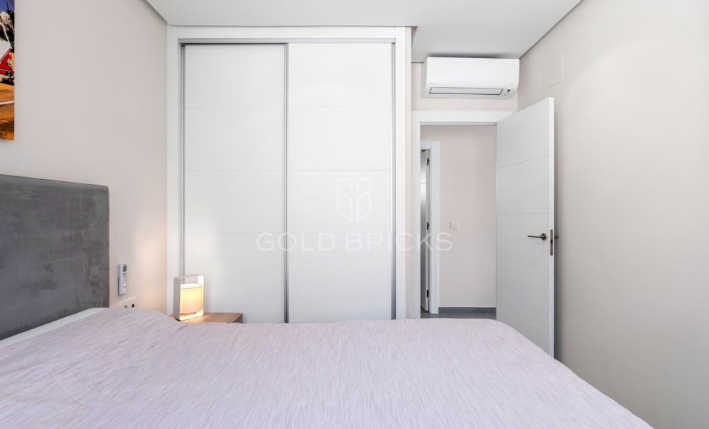 Wederverkoop · Villa · Benijofar