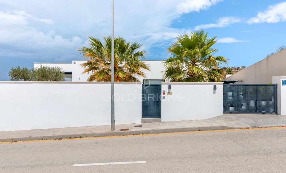 Wederverkoop · Villa · Benijofar