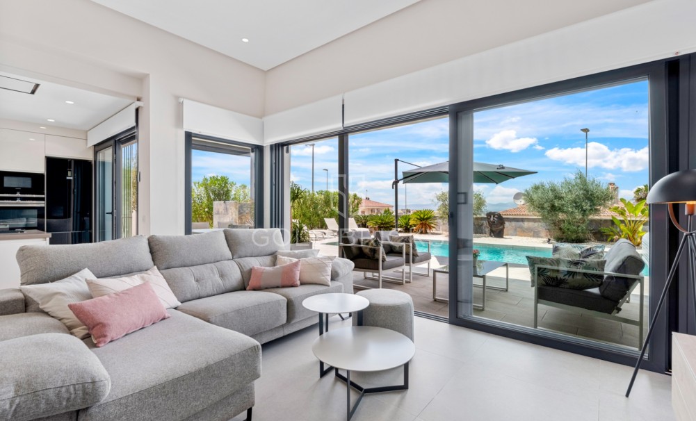 Wederverkoop · Villa · Benijofar