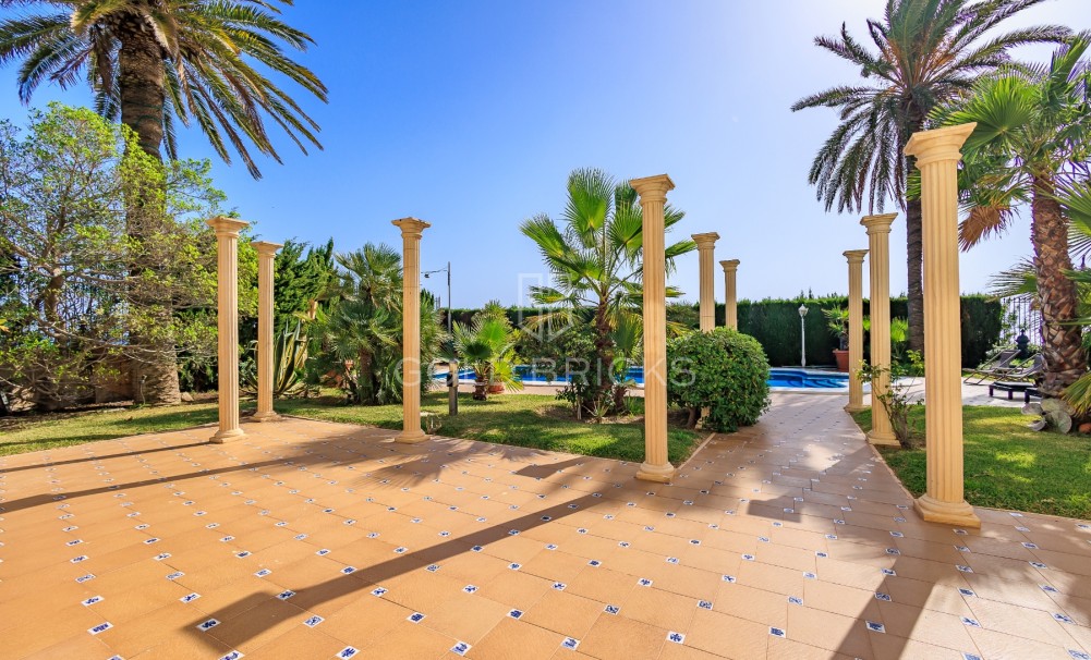 Sale · Villa · Orihuela Costa · Cabo roig - La Zenia