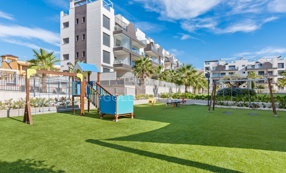 Återförsäljning · Takvåning · Orihuela Costa · Villamartín