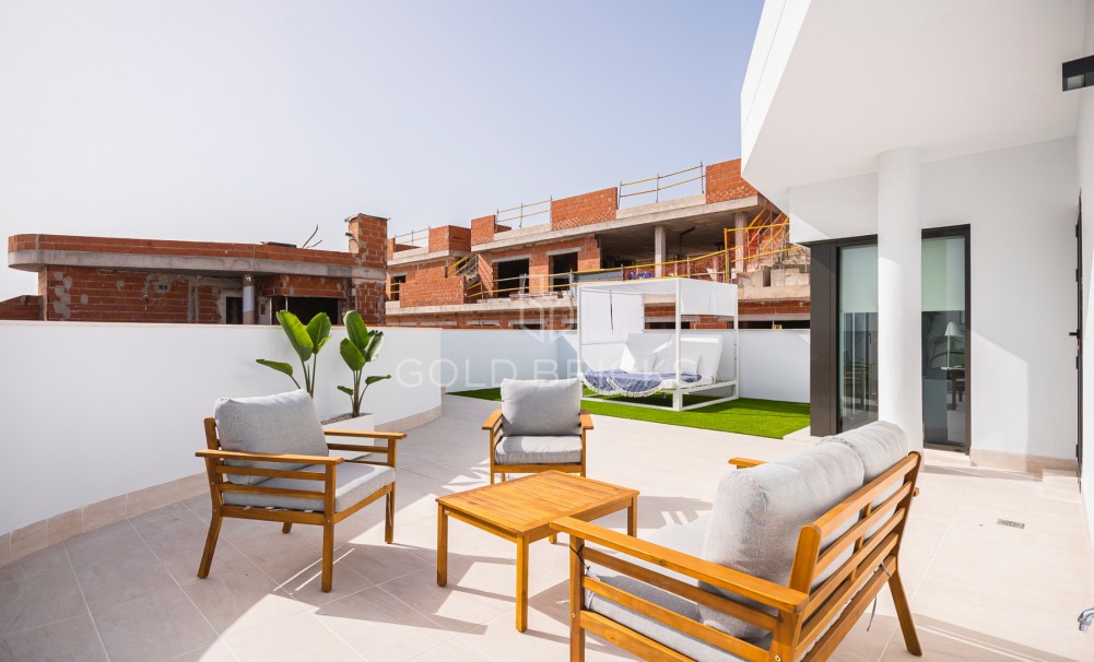 New Build · Villa / Doppelhaushälfte · Torrevieja · Los balcones