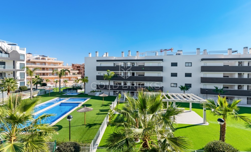 Revente · Apartment · Orihuela Costa · Villamartín