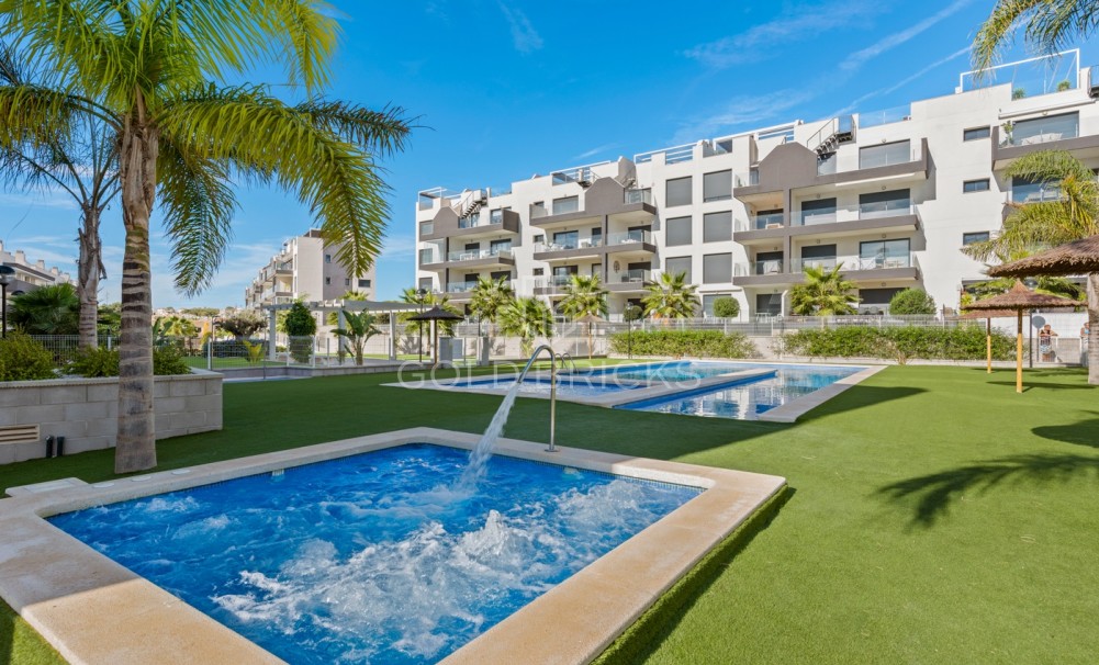 Revente · Apartment · Orihuela Costa · Villamartín