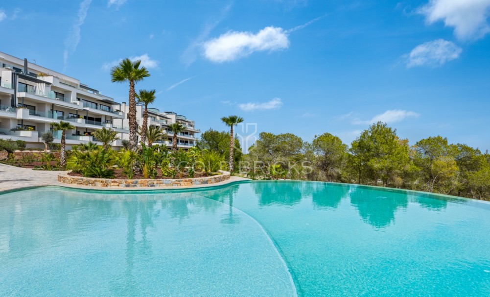 Sale · Apartment · Las Colinas Golf Resort