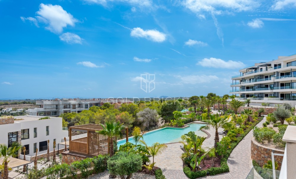 Revente · Apartment · Las Colinas Golf Resort