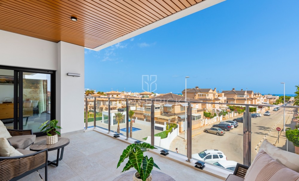 Revente · Apartment · Orihuela Costa · La Zenia