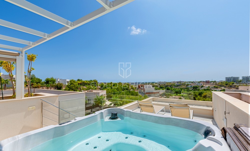 Resale · Villa · Orihuela · Las Colinas Golf