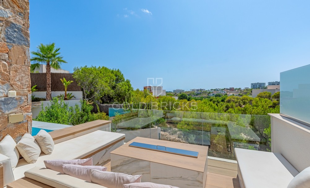 Resale · Villa · Orihuela · Las Colinas Golf