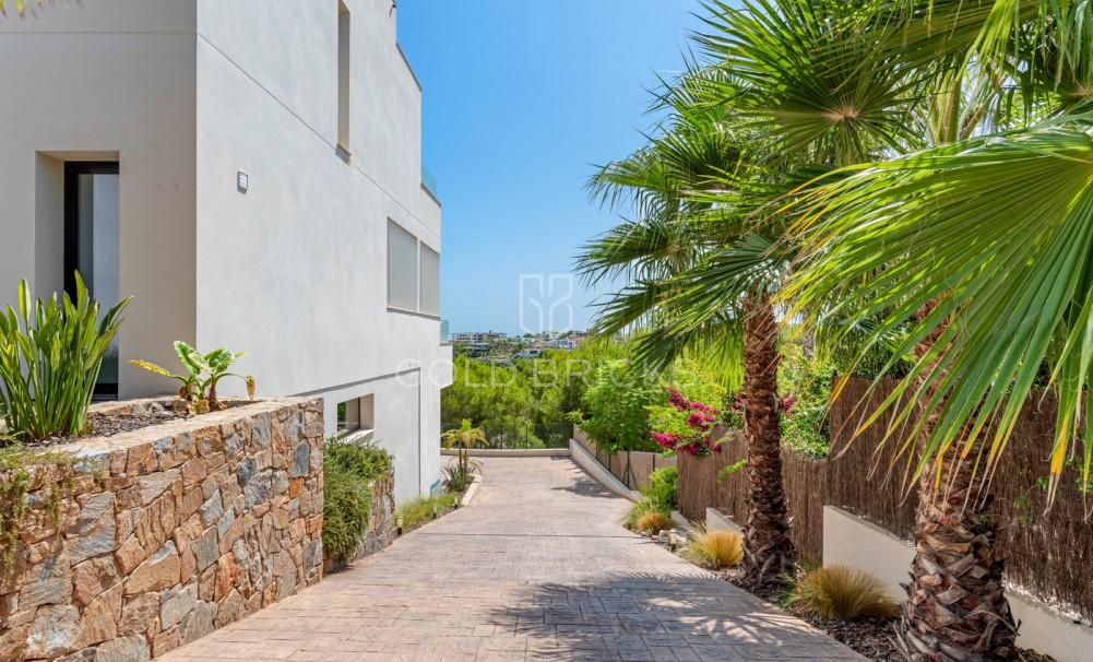 Resale · Villa · Orihuela · Las Colinas Golf