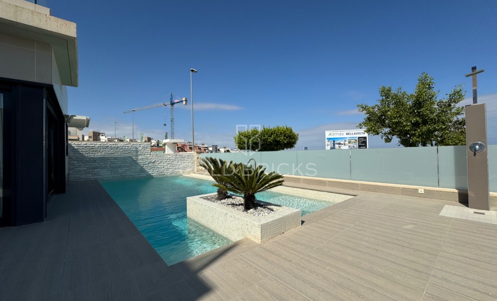 Resale · Villa · San Miguel de Salinas · San Miguel Salinas