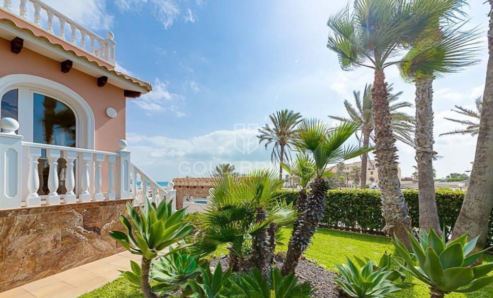 Sprzedaż · Villa · Orihuela Costa · La Zenia