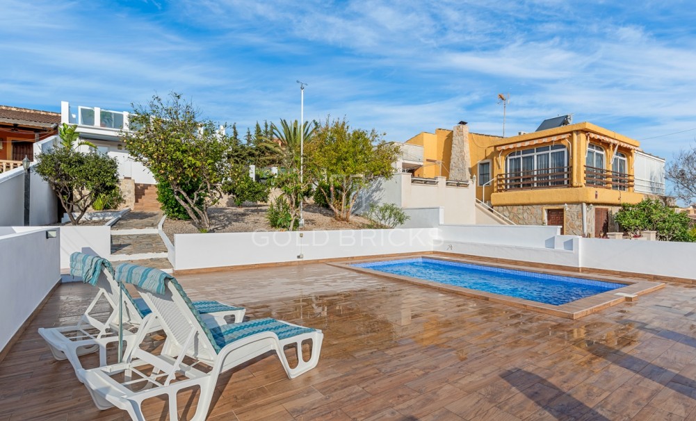 Revente · Villa · Torrevieja · Los balcones