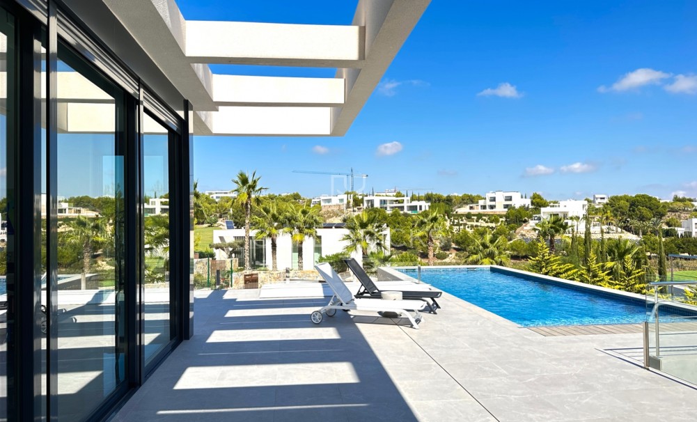 Sale · Villa · Las Colinas Golf Resort